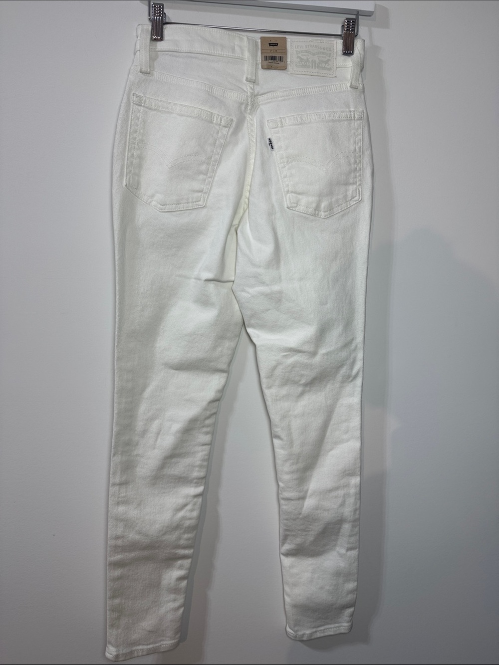 Women's White Levi's® 721™ High Rise Skinny Jeans - Size 27 x 28 - Picture 6 of 9